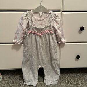 Kissy kissy elephant overall set